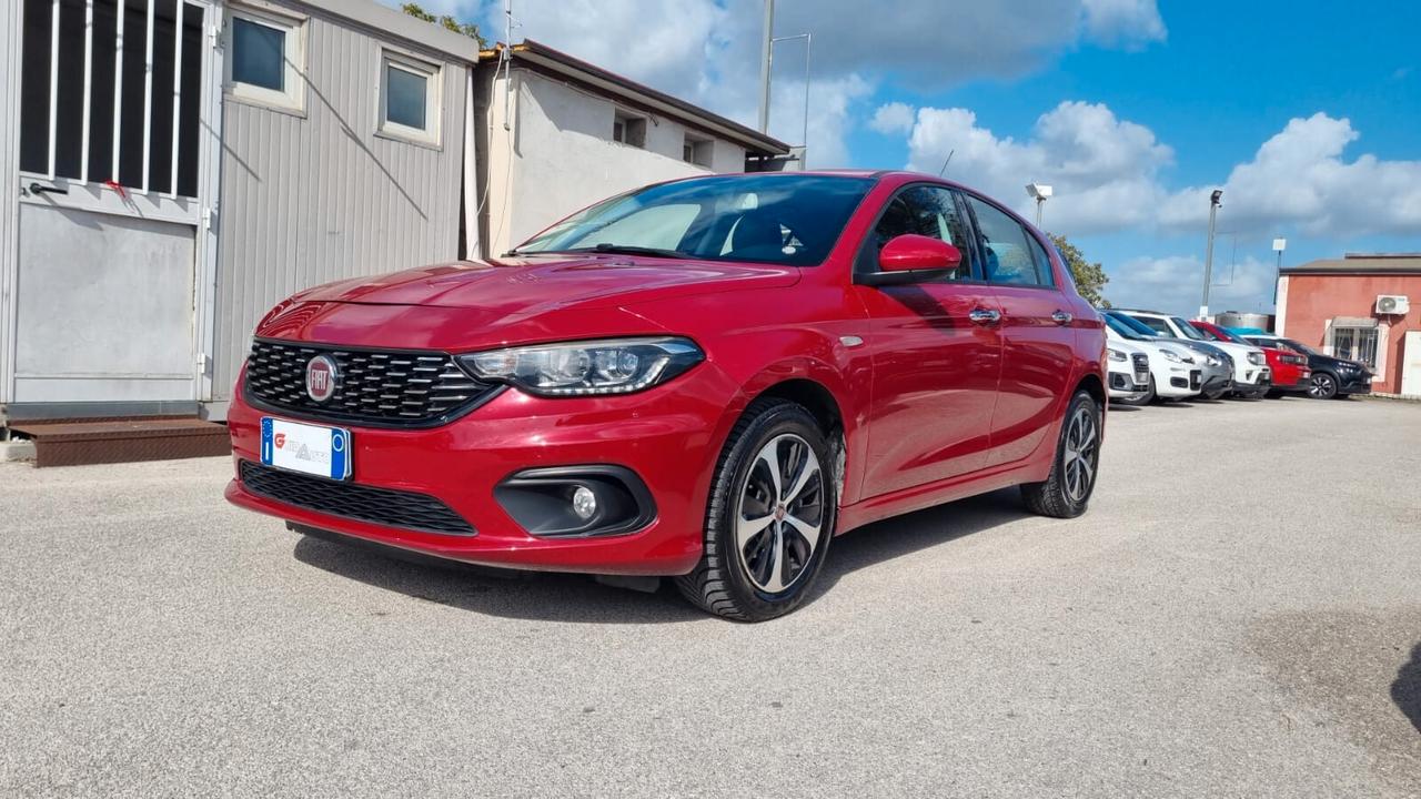 Fiat Tipo 1.6 Mjt S&S 5 porte S-Design