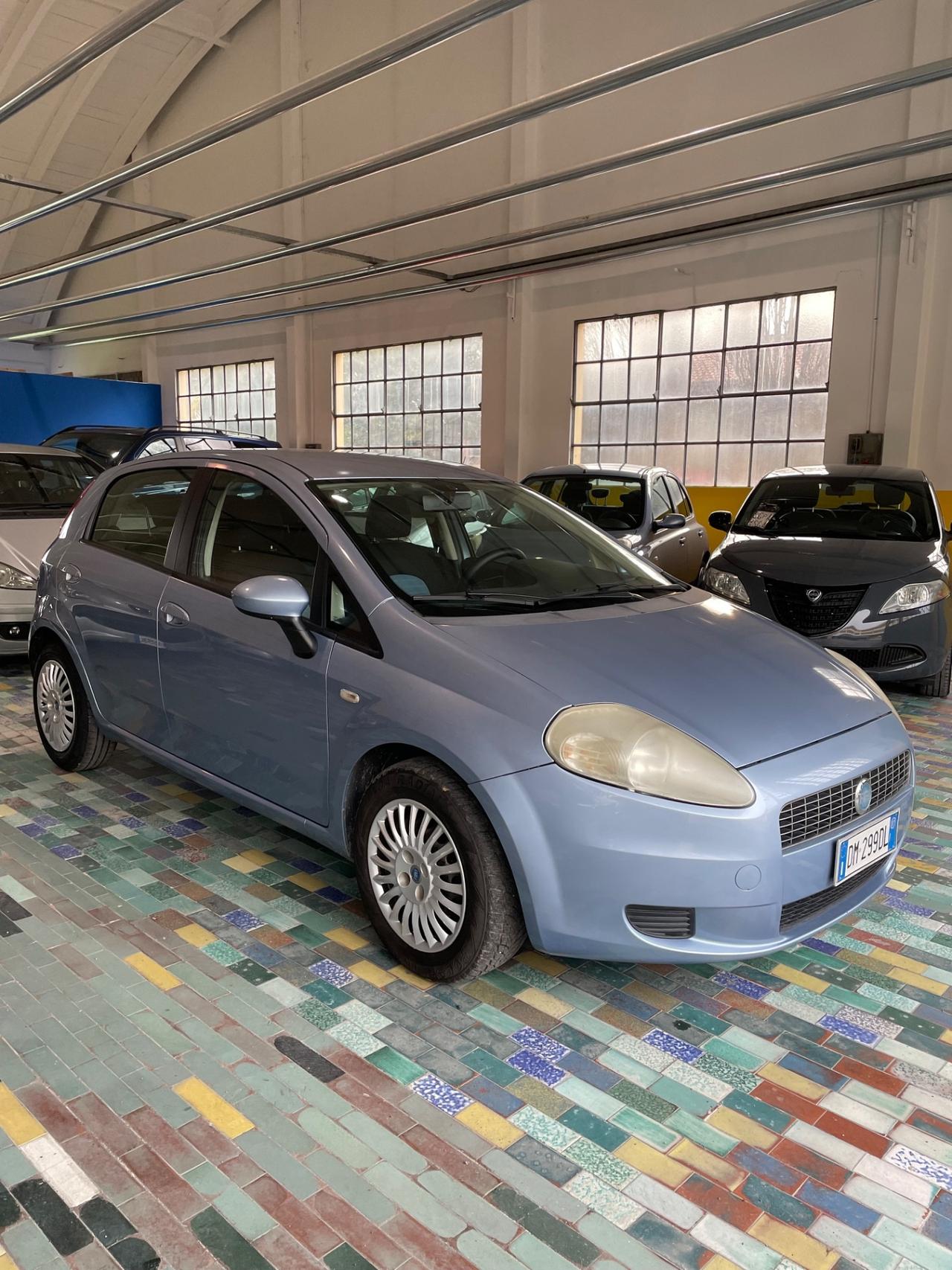 Fiat Punto 1.3 90Cv AUTOCARRO 4 POSTI