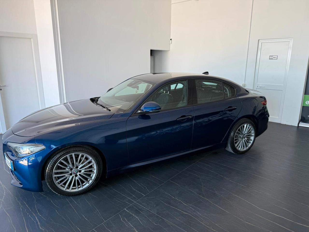 Alfa Romeo Giulia 2.2 Turbodiesel 180 CV AT8 Business Sport Launch Ed.