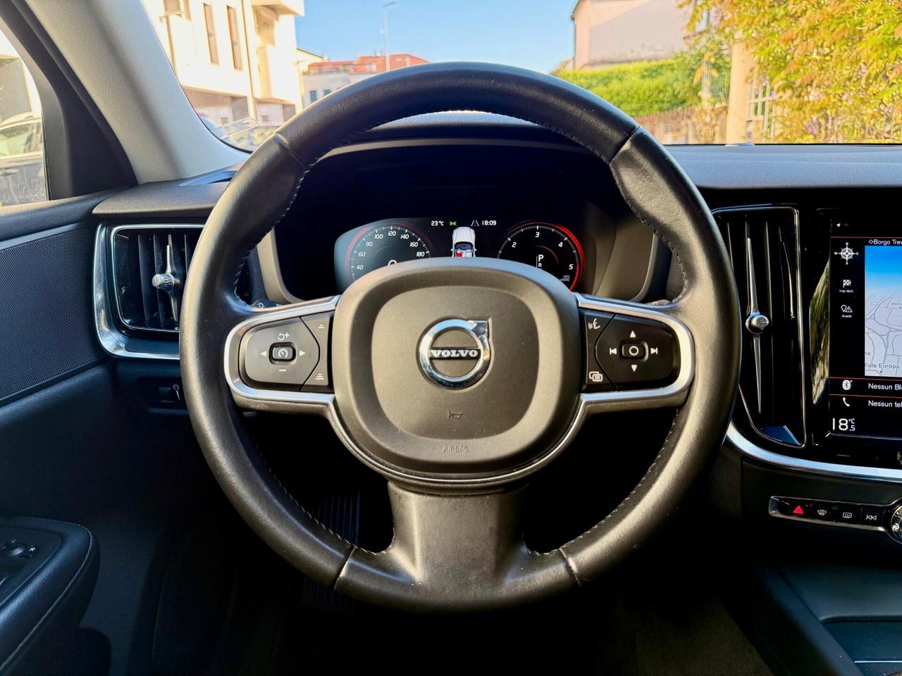 Volvo V60 2.0 d3 Business geartronic 150cv TAGLIANDI CERTIFICATI VOLVO