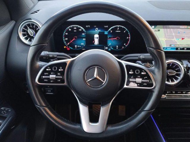 MERCEDES-BENZ GLA 200 d Automatic Sport