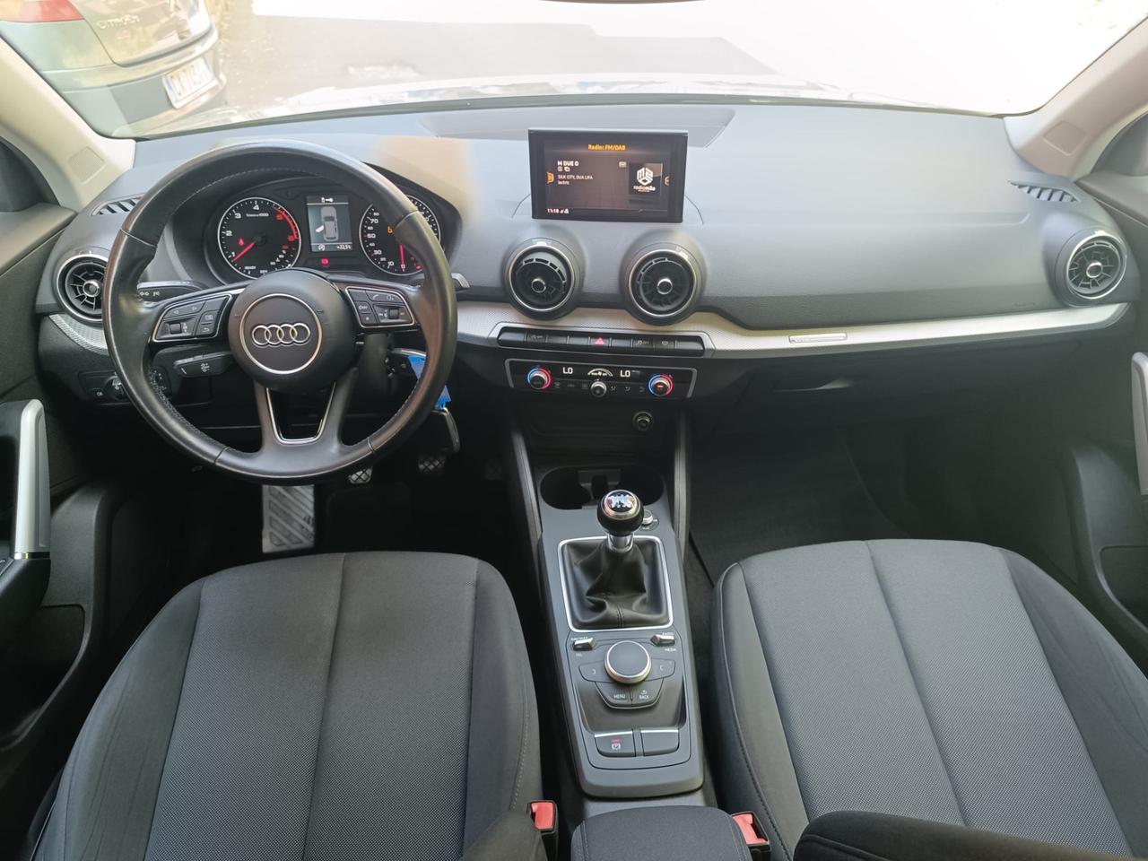 Audi Q2 30 TDI Business
