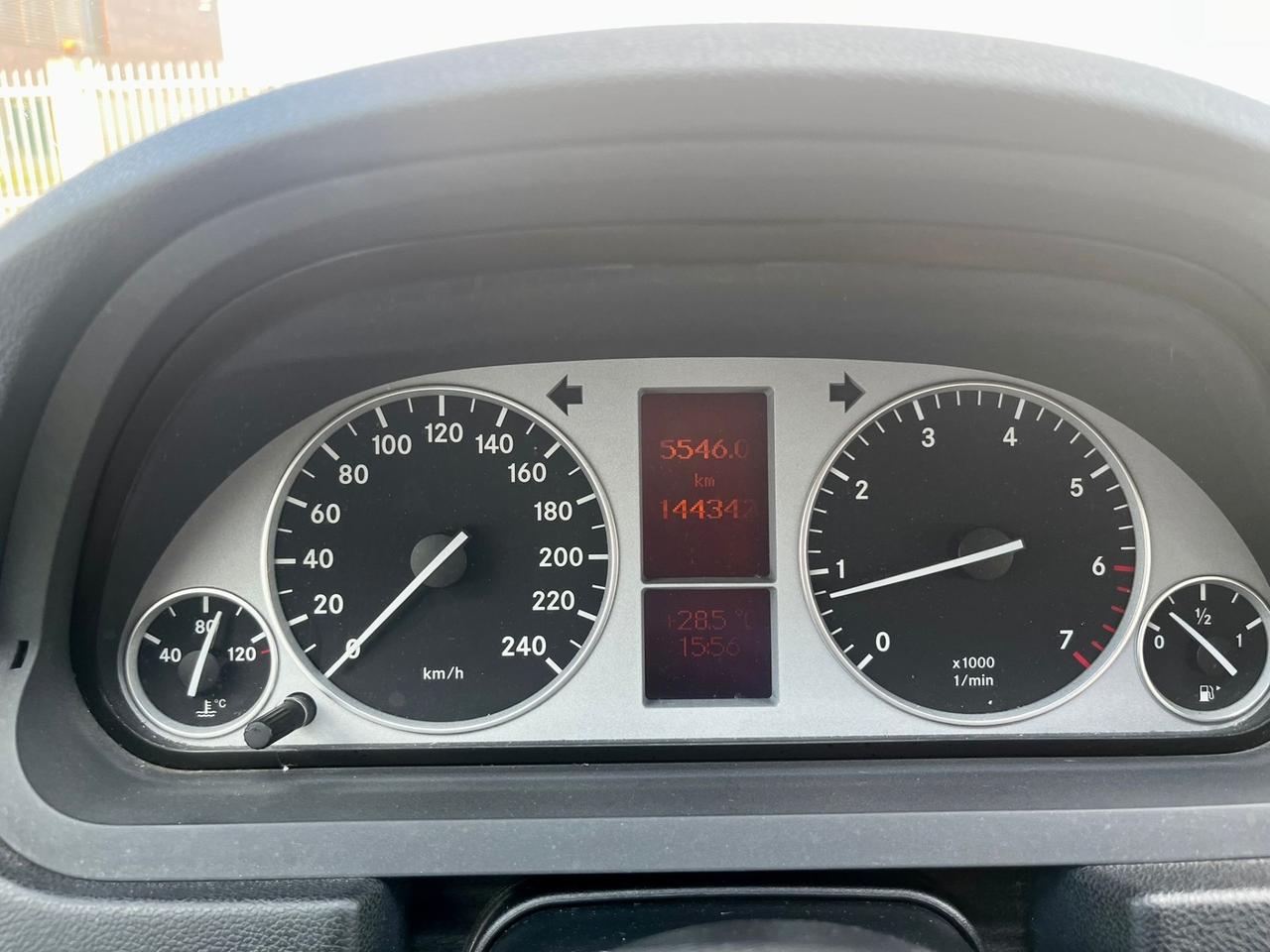 Mercedes B200benzina 2005 144.000km