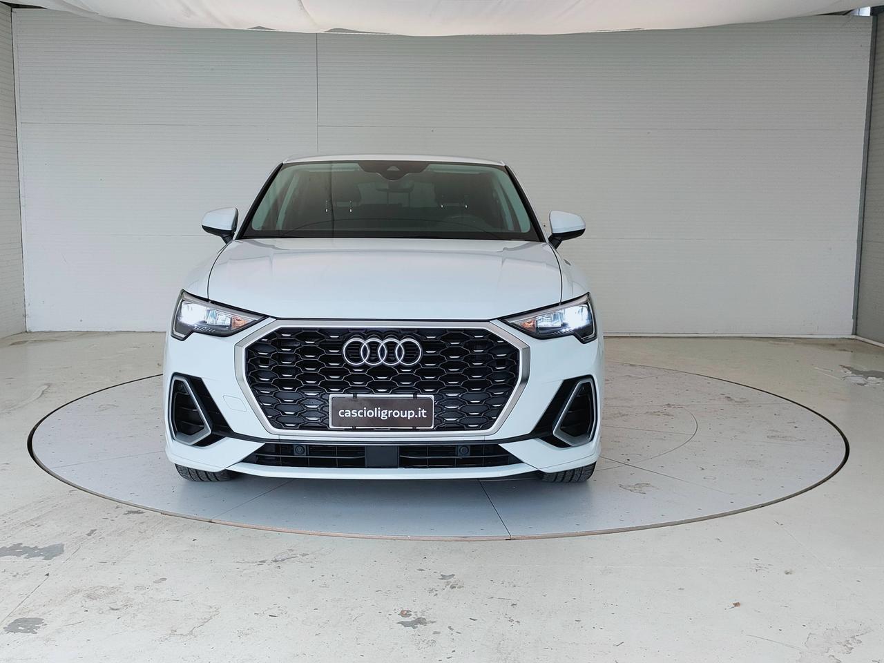 AUDI Q3 I 2019 Sportback - Q3 Sportback 35 2.0 tdi S line edition s-tronic