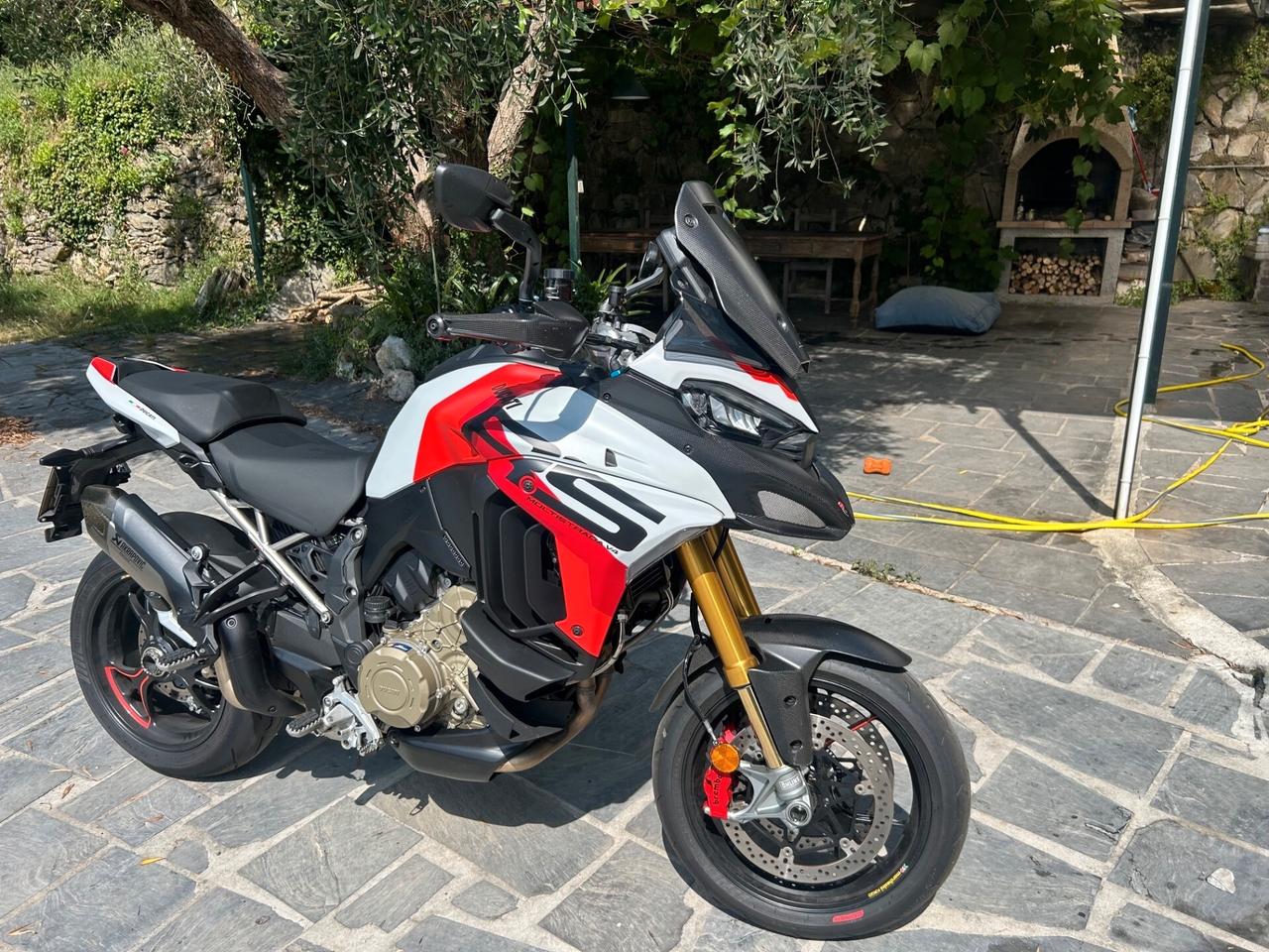 Ducati Multistrada V4 RS