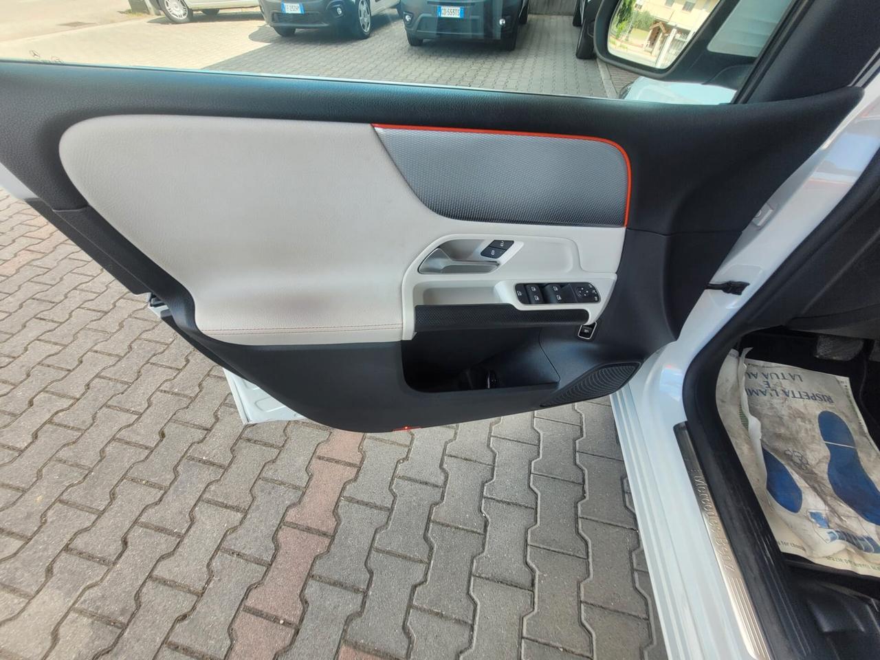 Mercedes-benz B 180 B 180 Automatic Business Extra
