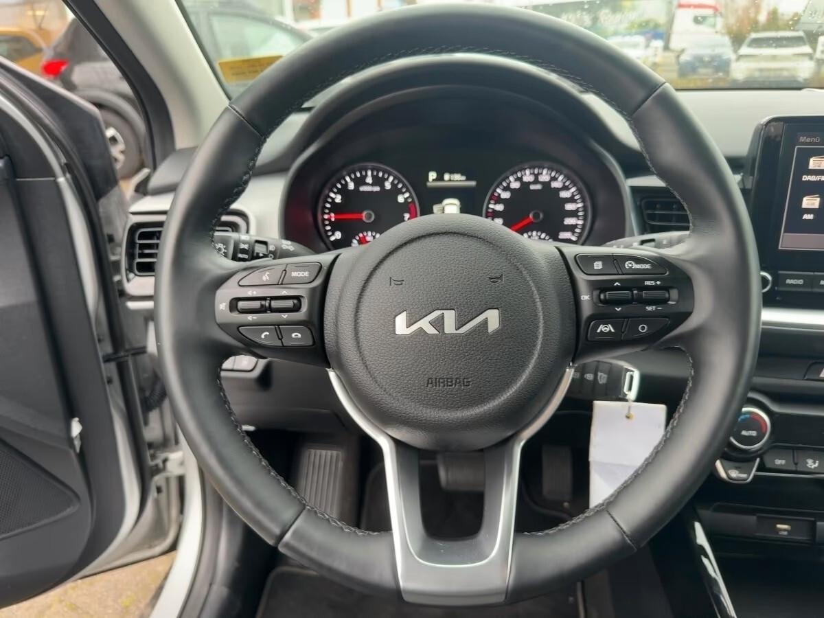 Kia Stonic 1.0 T-GDi 100 CV MHEV MT GT Line ok neo patentati