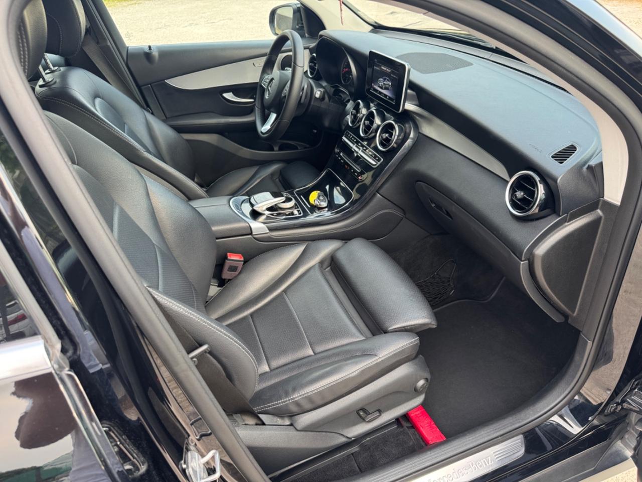 Mercedes-benz GLC 250 GLC 220 d 4Matic Sport Uniprop Euro6c