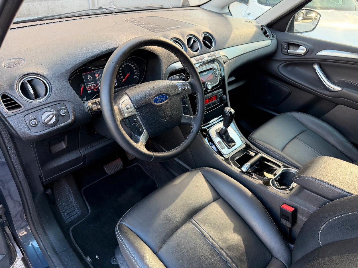 Ford S-Max 2.0 tdci Titanium c/radio 163cv powershift 7 POSTI CAMBIO NUOVO !!!