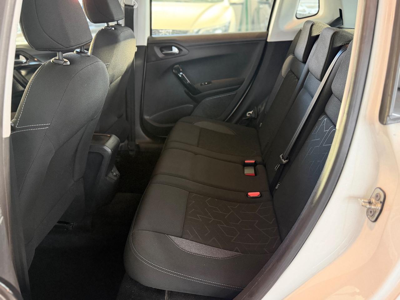 Peugeot 2008 GPL 82CV EURO 6 Neopatentati 2020