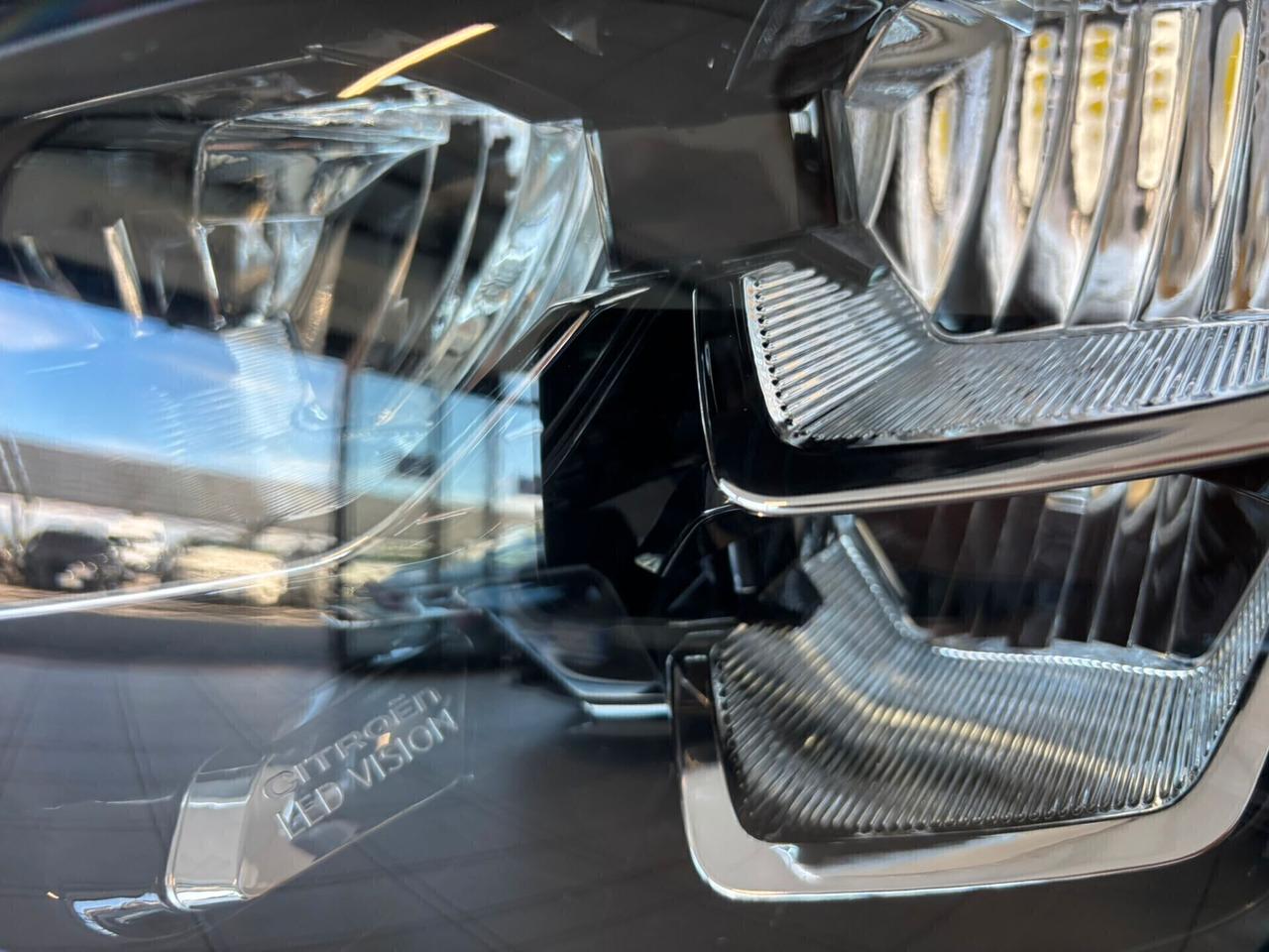 Citroen C3 MAX PureTech 110 EAT6 SPOTICAR