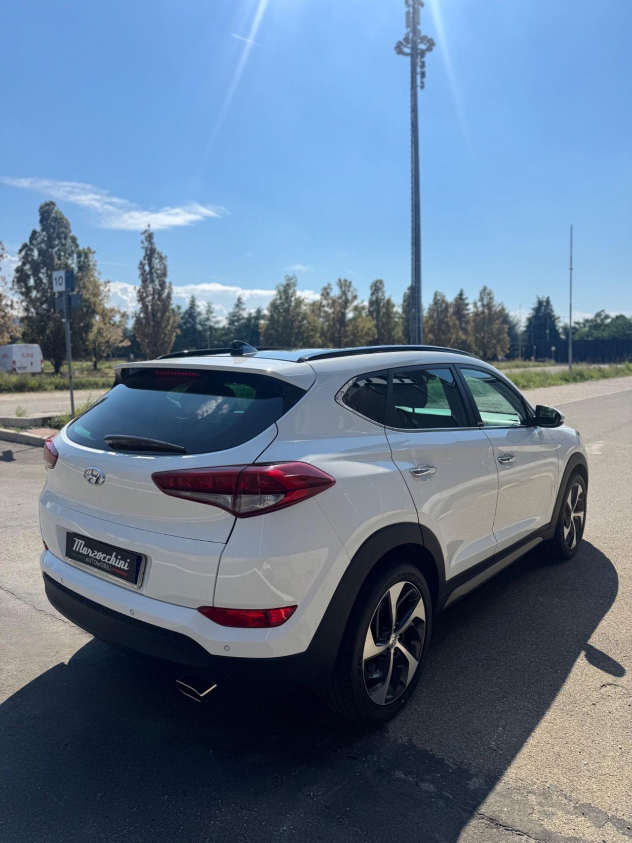 HYUNDAI TUCSON 1.7 XPOSSIBLE 52.000 KM FULL FULL