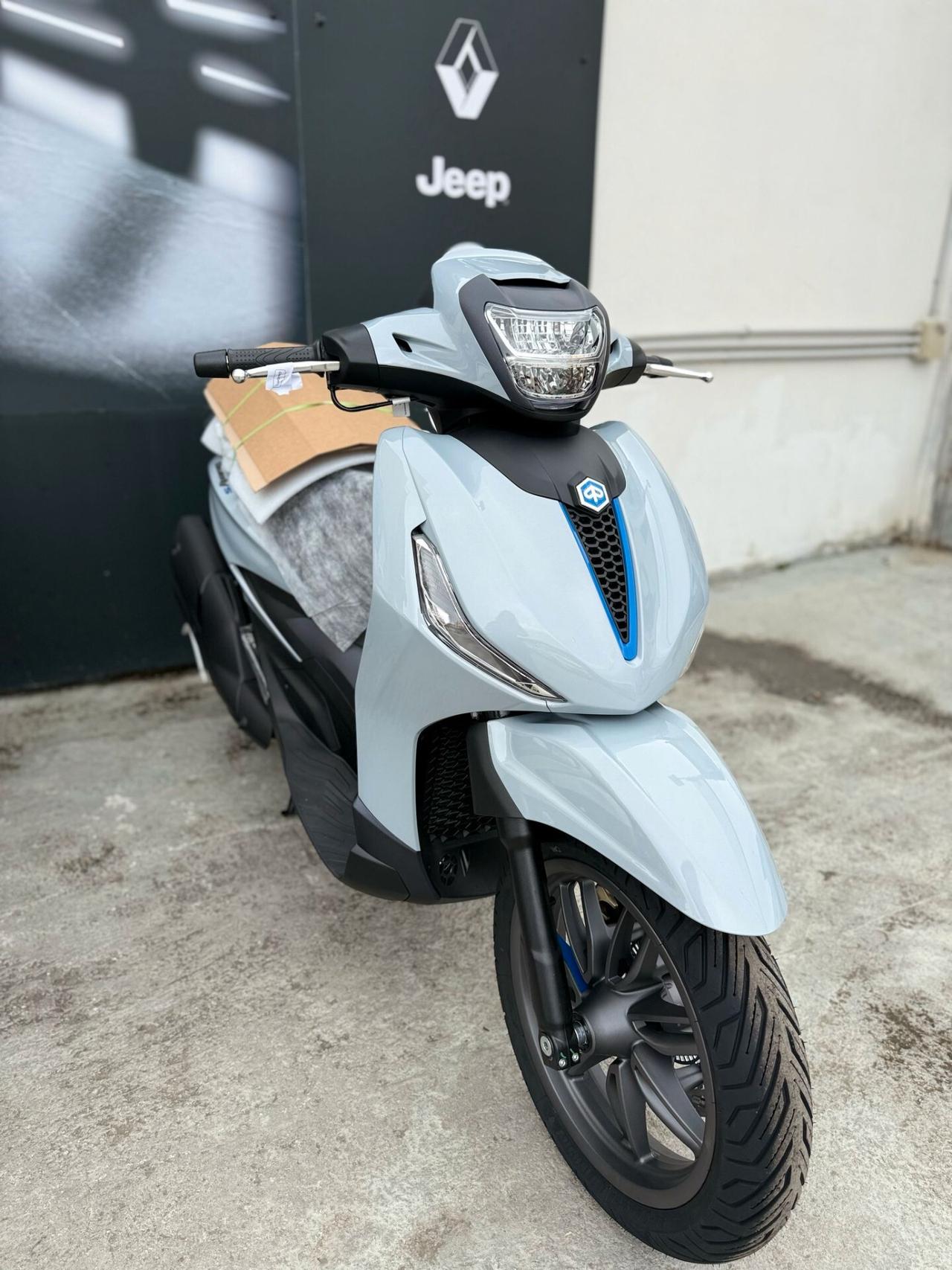 Piaggio Beverly 400 i.e. Sport