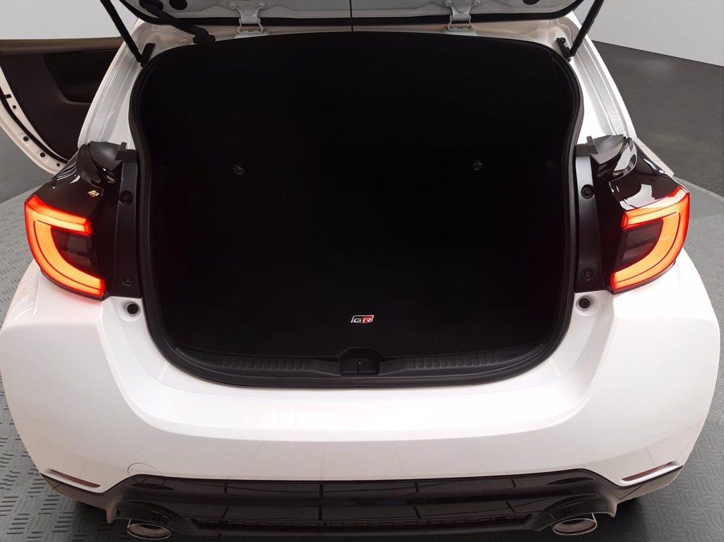 TOYOTA GR Yaris 1.6 Circuit dat-8 del 2024