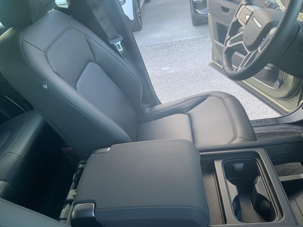Land Rover Defender 110 3.0D I6 200 CV AWD Auto X-Dynamic SE IVA ESCLUSA