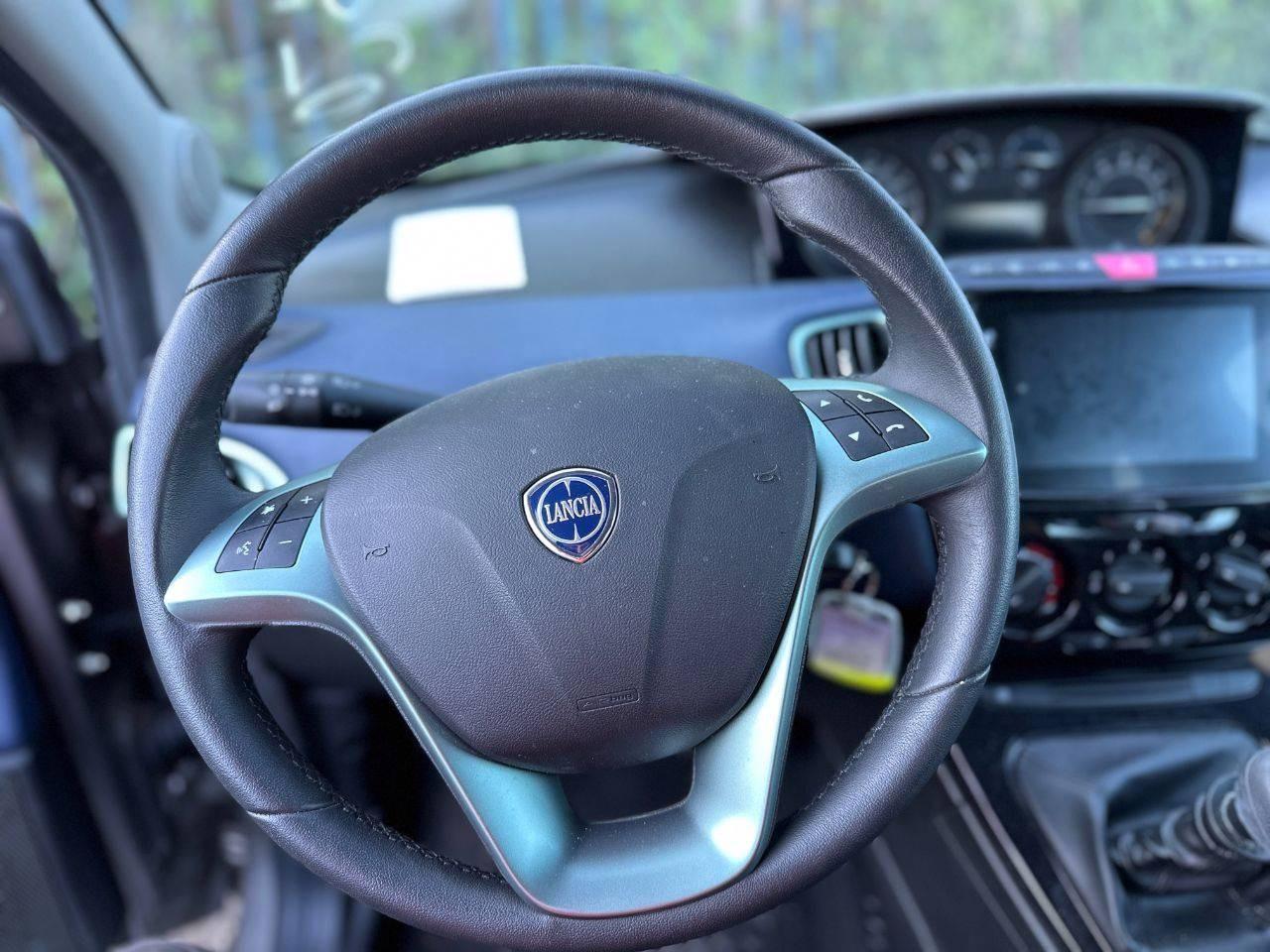 LANCIA Ypsilon III 2021 - Ypsilon 1.0 firefly hybrid Platino s&s 70cv