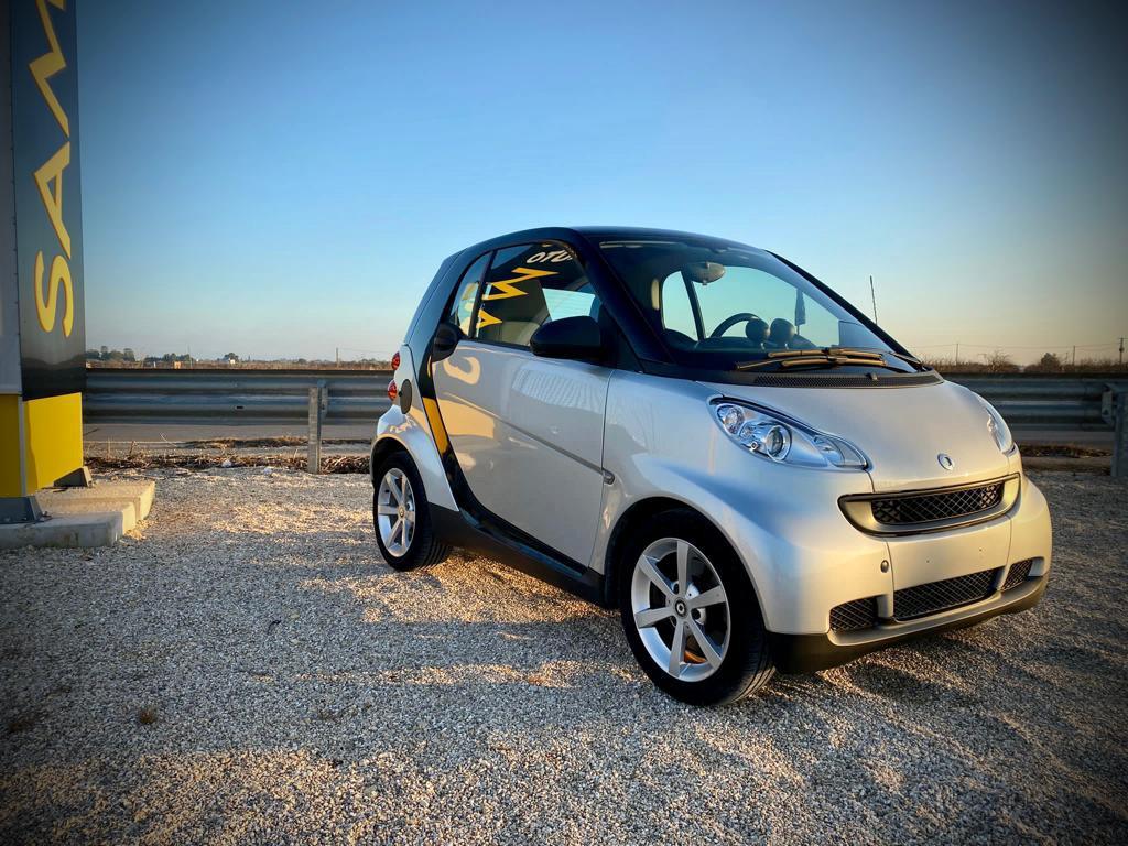 Smart ForTwo coupã© (52kw) ber. 3p/b/999cc