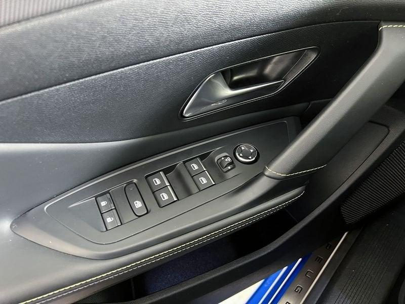 Peugeot 308 BlueHDi 130 S&S EAT8 GT