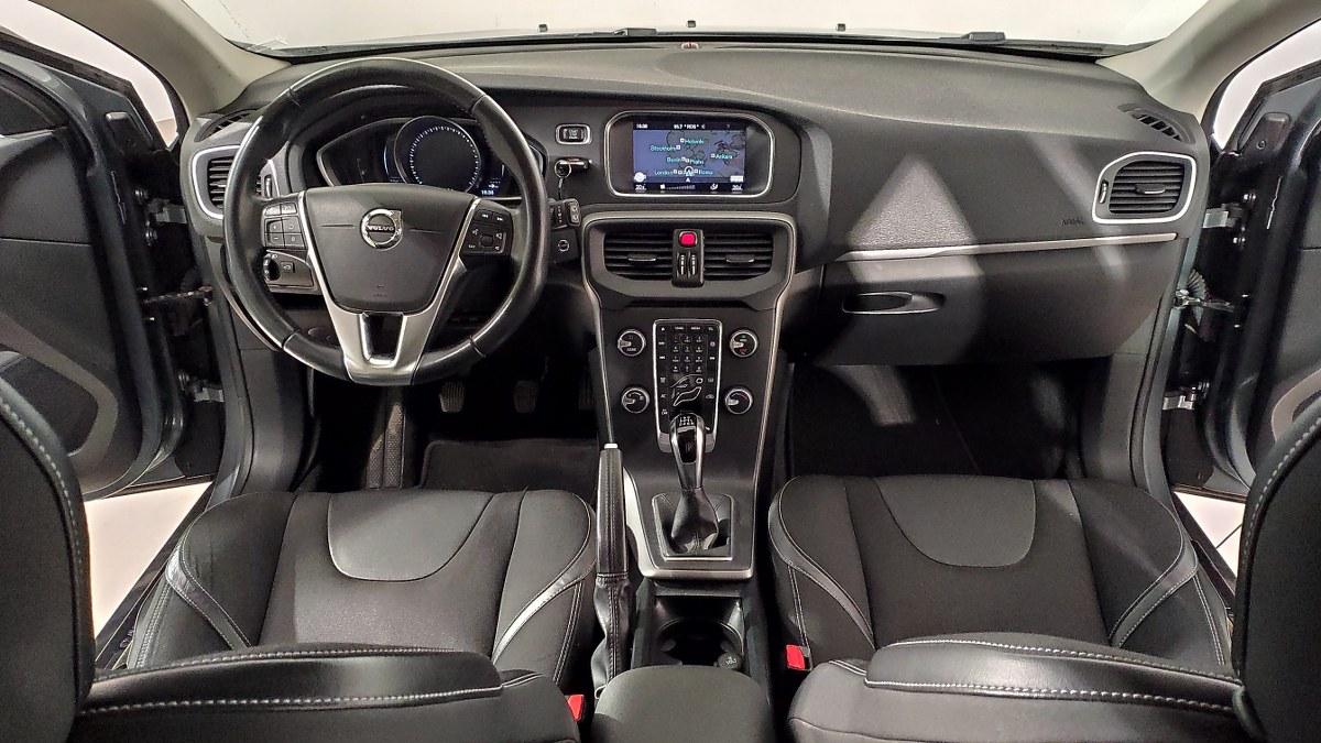 VOLVO V40 D2 Business Plus