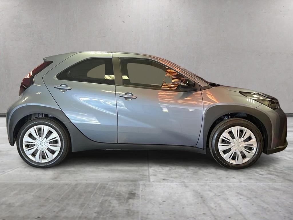 Toyota Aygo X 1.5 hybrid e-cvt
