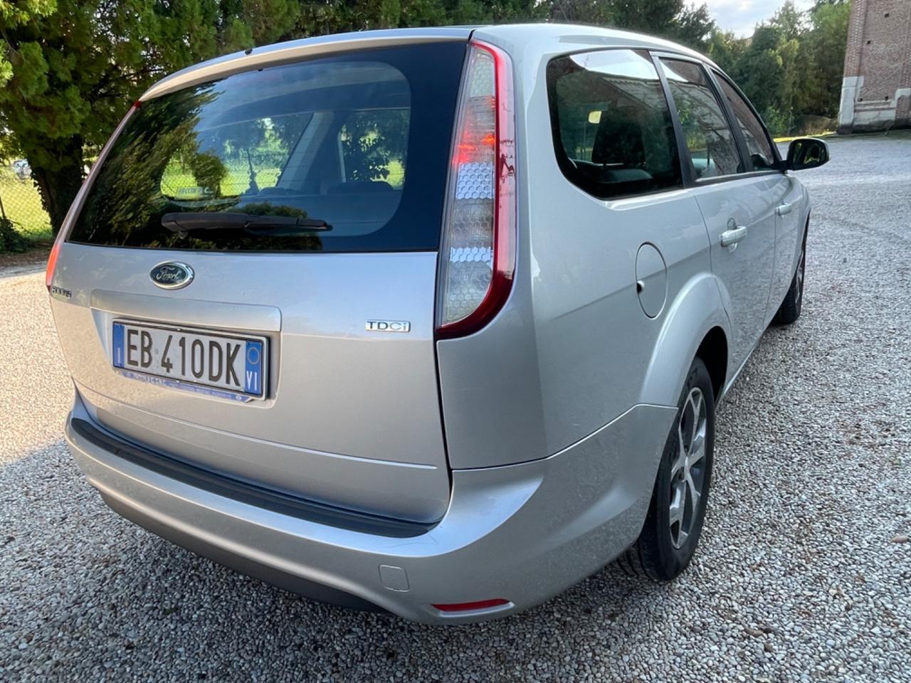 Ford Focus 1.6 TDCi titanum pronta al uso .€.2500