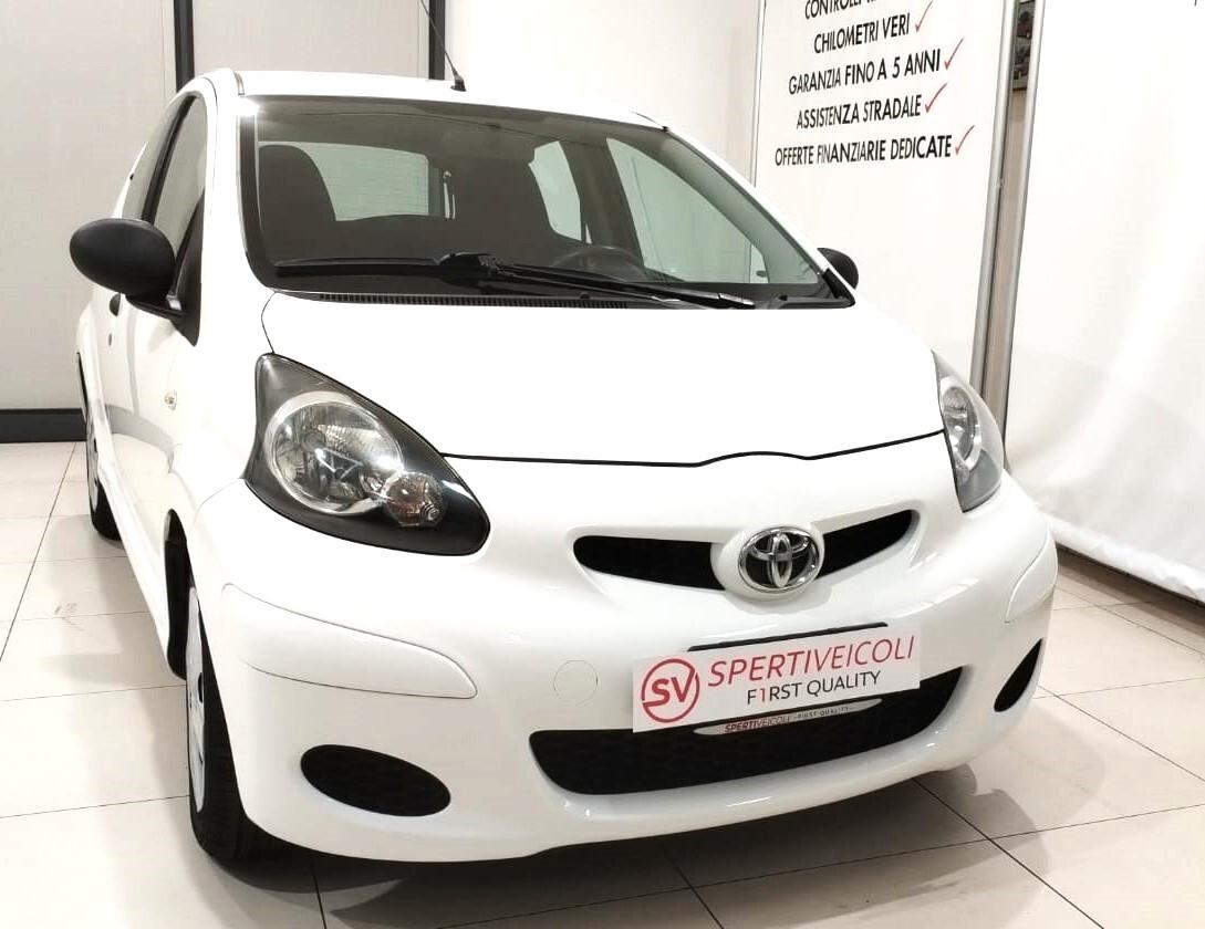 Toyota Aygo 1.0 12V VVT-i 5 porte Now Connect