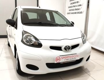 Toyota Aygo 1.0 12V VVT-i 5 porte Now Connect