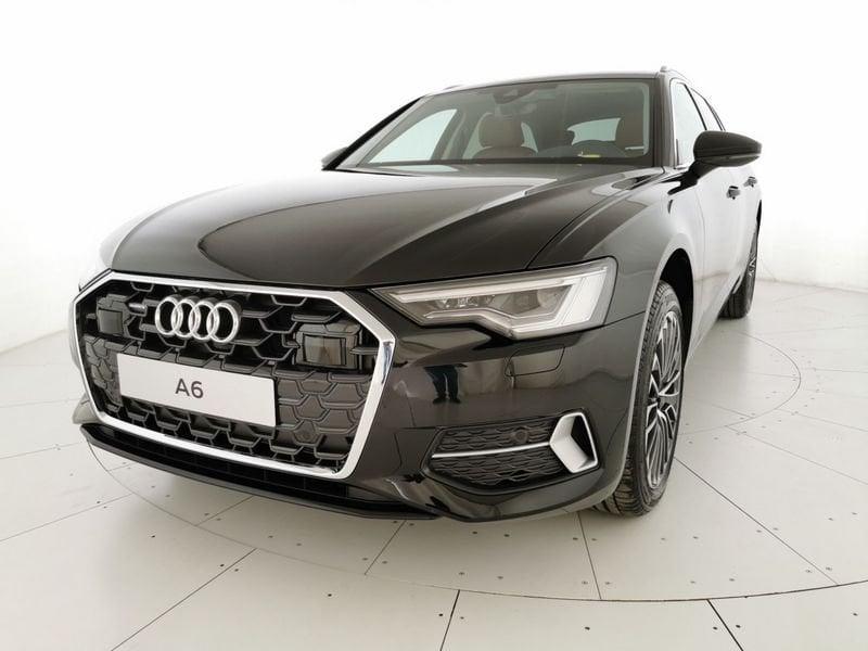 Audi A6 Avant 40 2.0 tdi mhev 12V Business Advanced quattro s-tronic