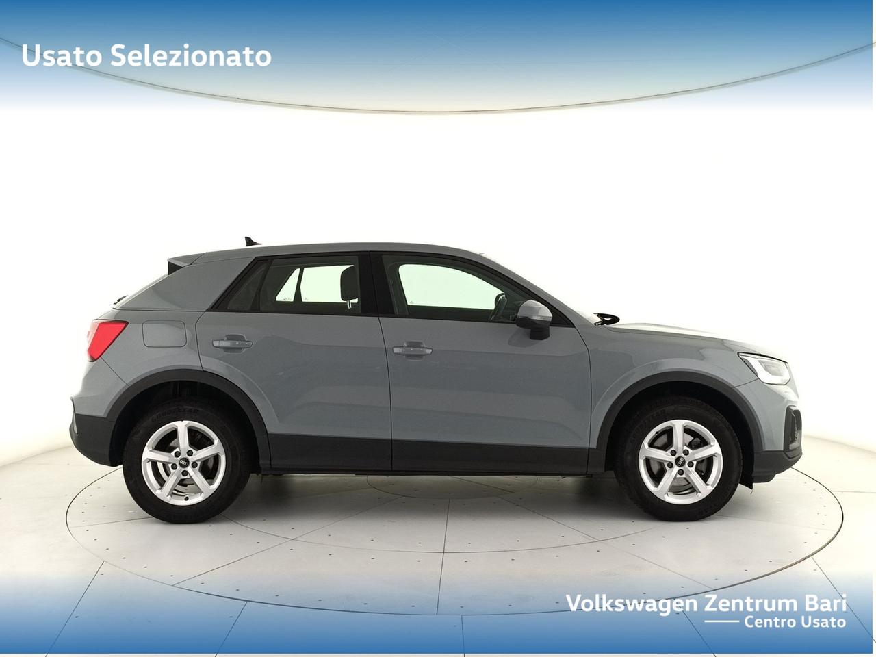 Audi Q2 30 2.0 tdi business s-tronic