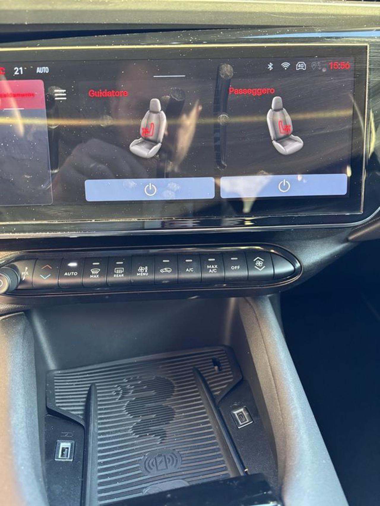 Alfa Romeo Junior 1.2 136 CV Hybrid eDCT6 Speciale FULL LED-NAVI-18"