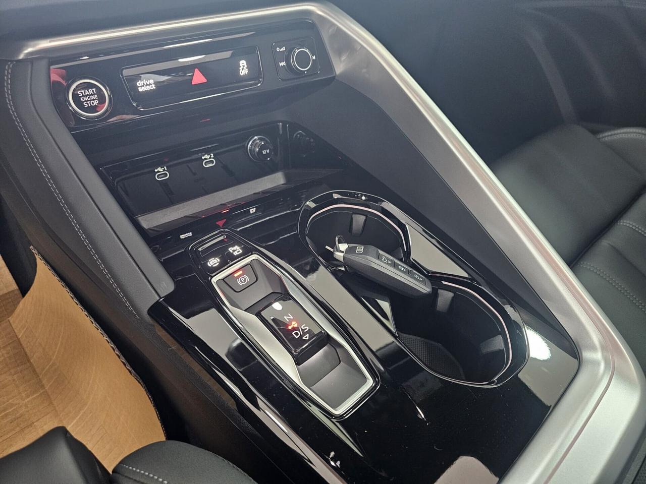 Audi Q5 SPB 40 TDI quattro S tronic Identity Black