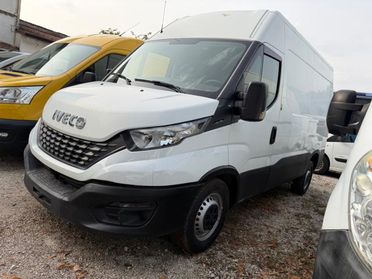 IVECO Daily 35S12V 2.3 HPT PM-SL-TA Furgone