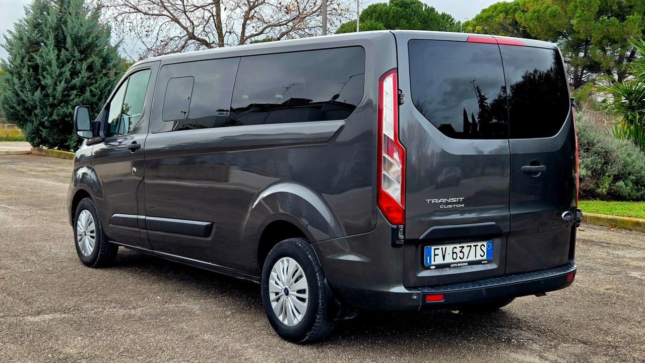 Ford Transit Custom 9 Posti Titanium prolungato Uni pro