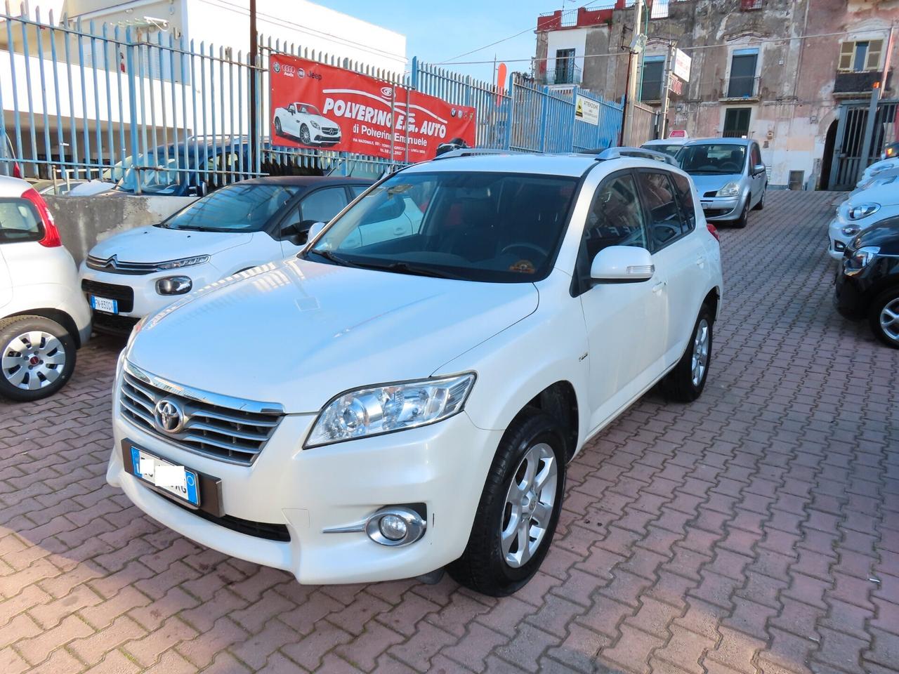 Toyota RAV 4 2.2 D-4D 4x4 DA VETRINA LUXURY