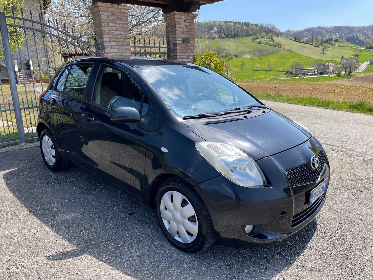 Toyota Yaris 1.3 5 porte Sol