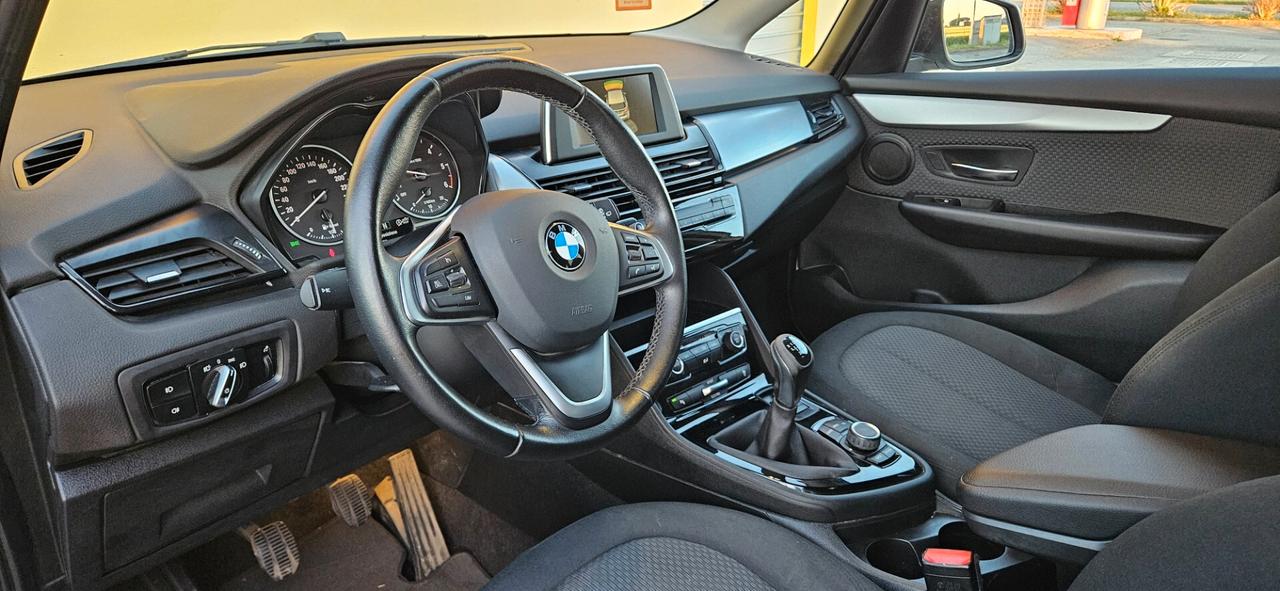 Bmw 2er Active Tourer 218d Sport
