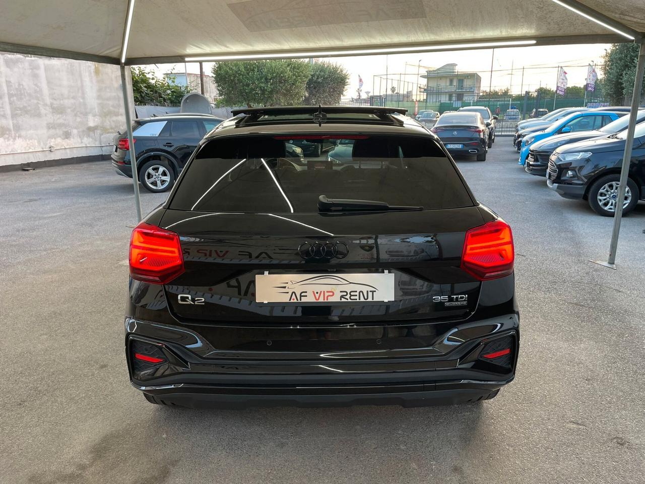 Audi Q2 35 TDI quattro S tronic Identity Black