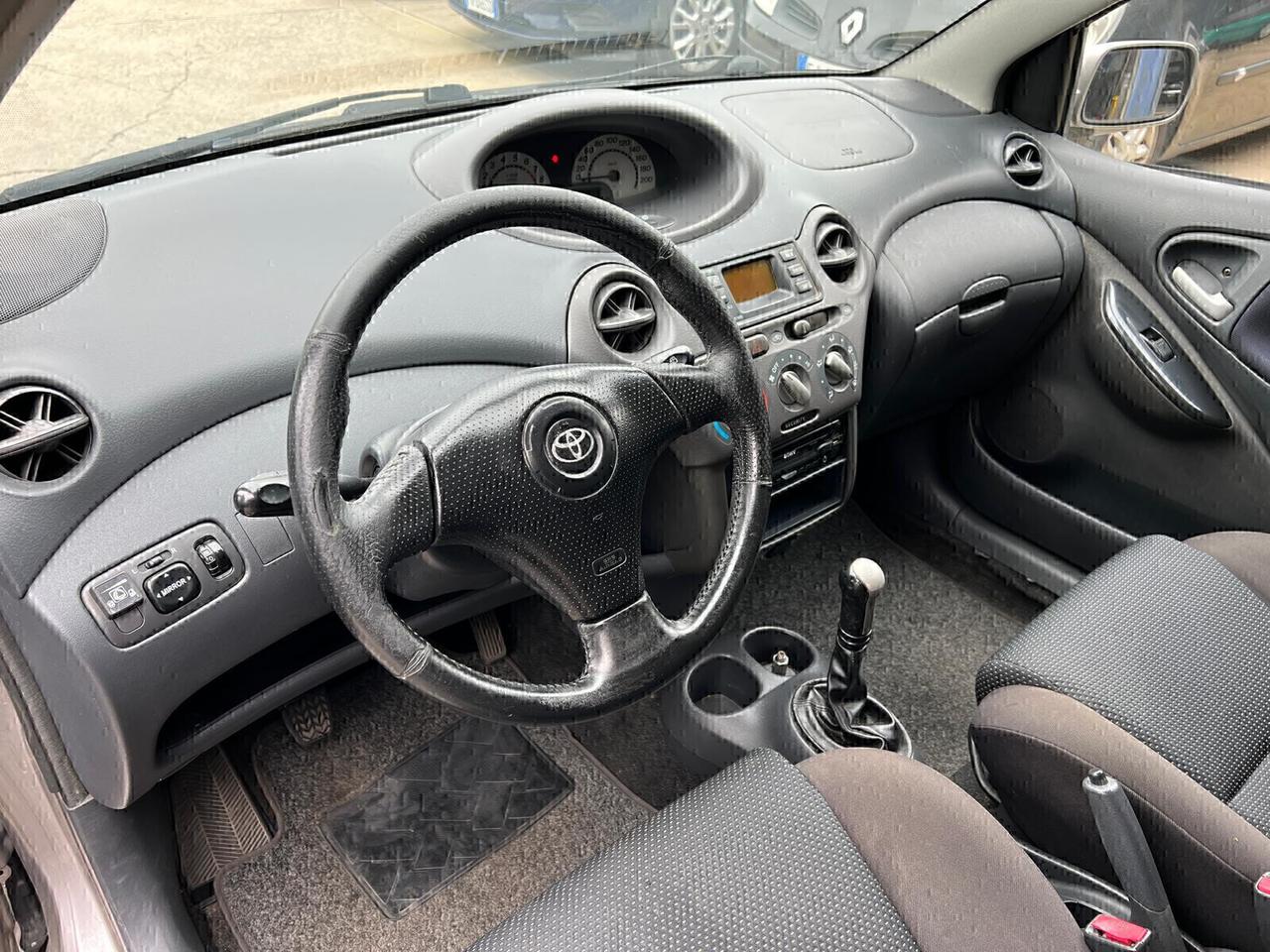 TOYOTA YARIS 1.5I 106CV T-SPORT 3p. GPL