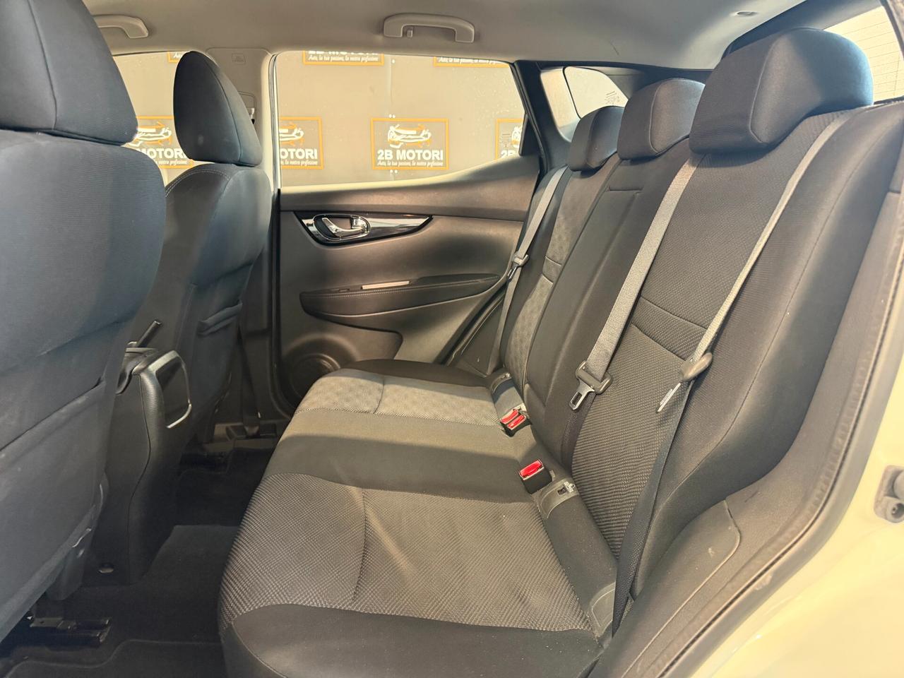 Nissan Qashqai II 1.6 dci Visia 2wd 130cv xtronic E6