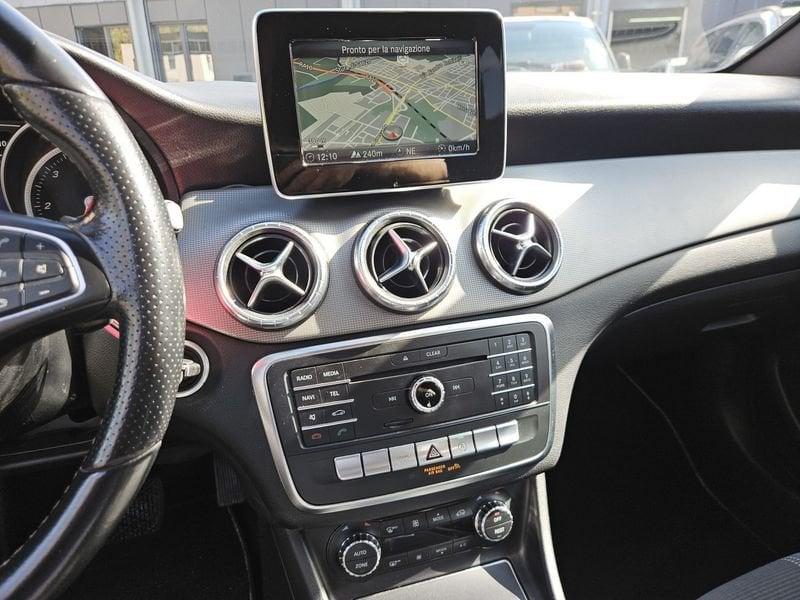 Mercedes-Benz CLA CLA Shooting Brake 200 d Premium auto FL