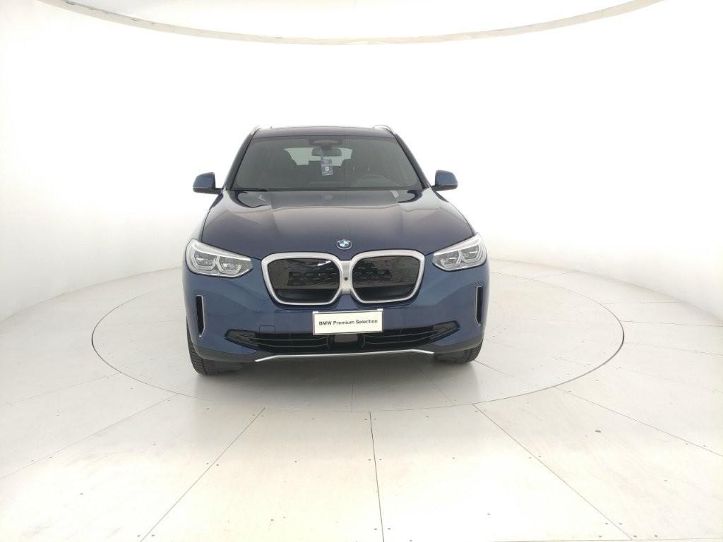 BMW iX3 BEV Impressive