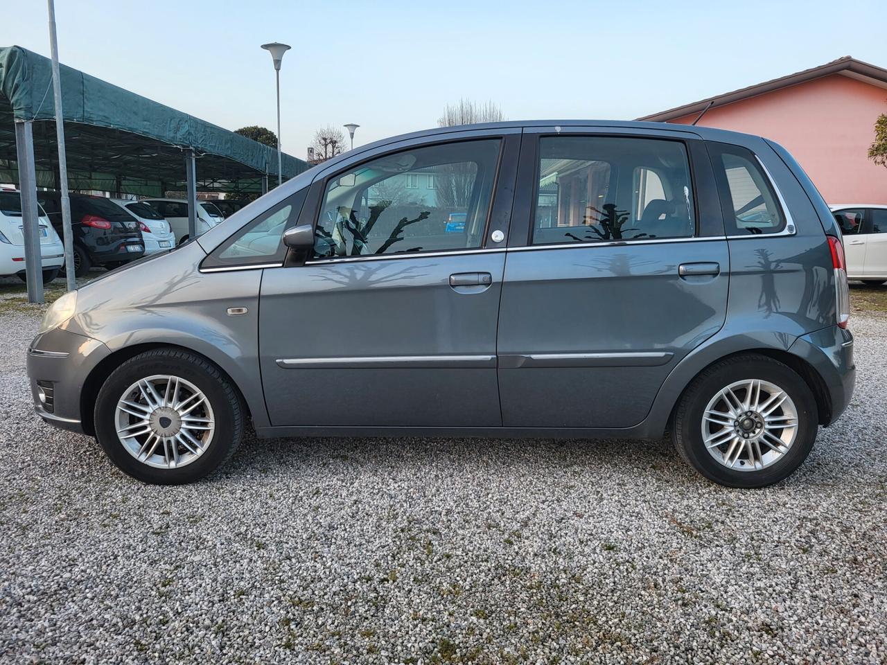 Lancia MUSA 1.4 Platino Ecochic GPL