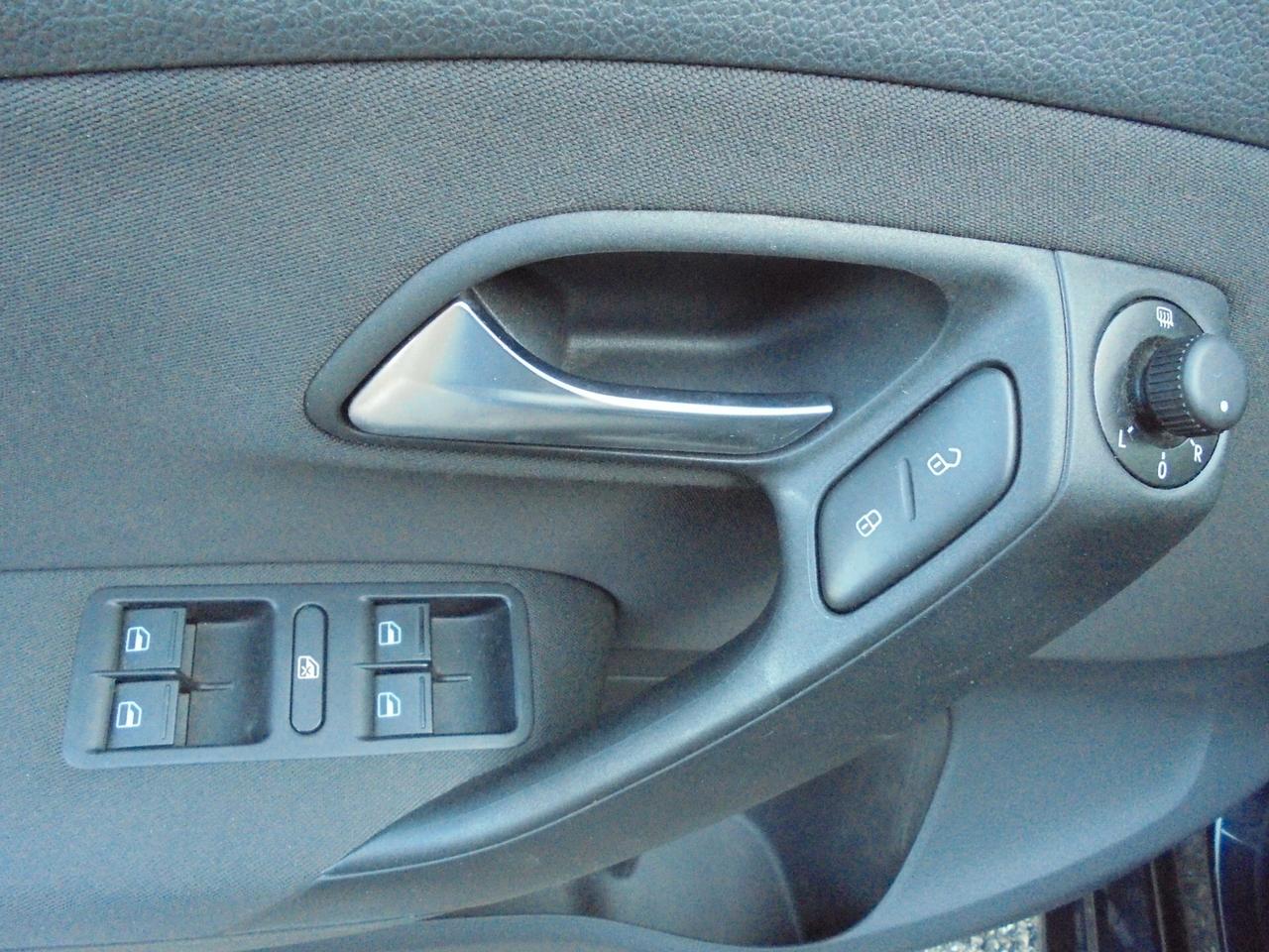 VOLKSWAGEN POLO 1.2 TDI 75CV COMFORTLINE 5P UNIPROPRIETARIO