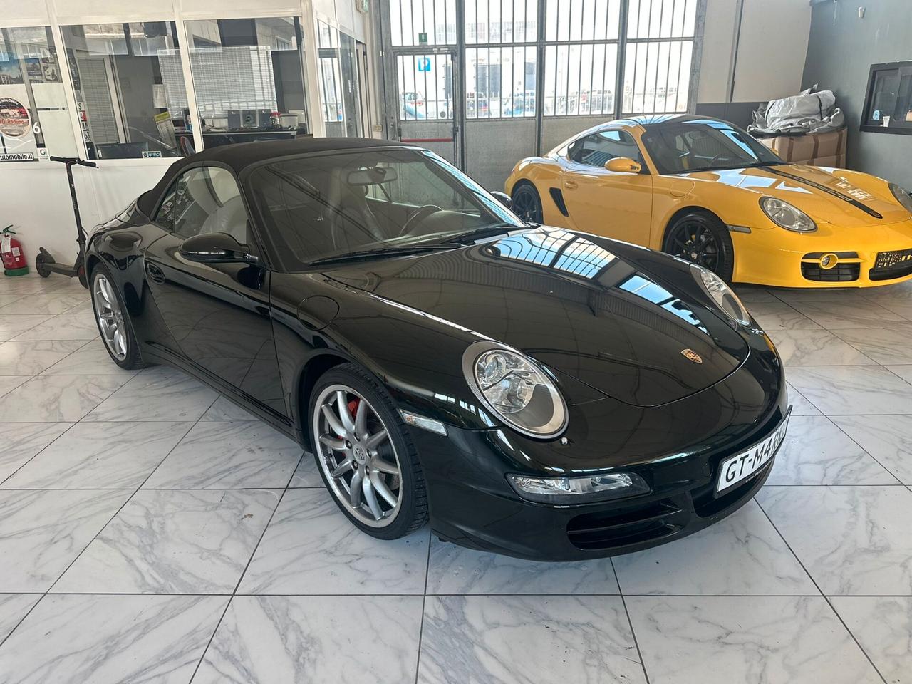 Porsche 911 Carrera 4S Cabriolet