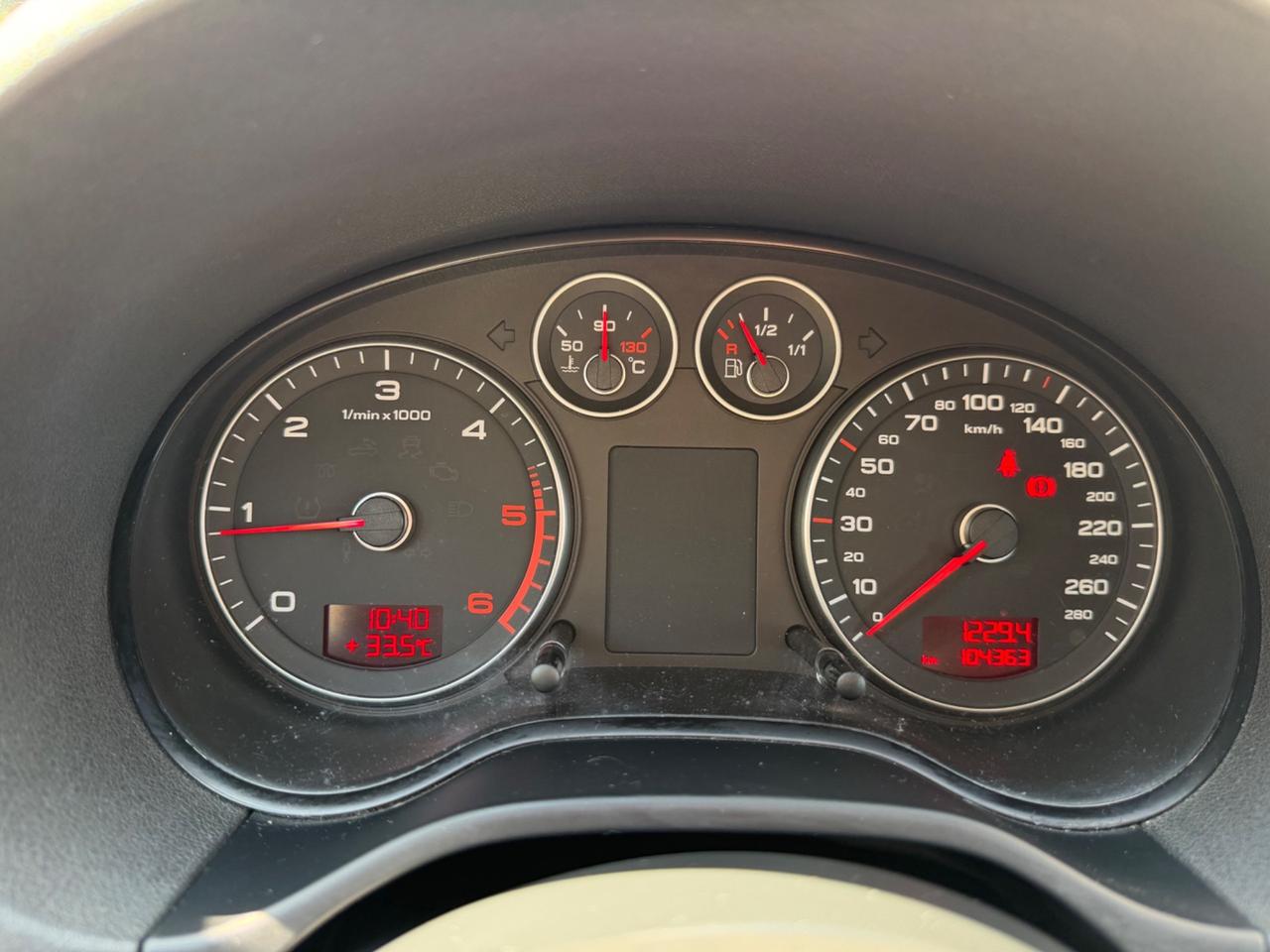 Audi A3 1.6 TDI 105 CV CR Ambition