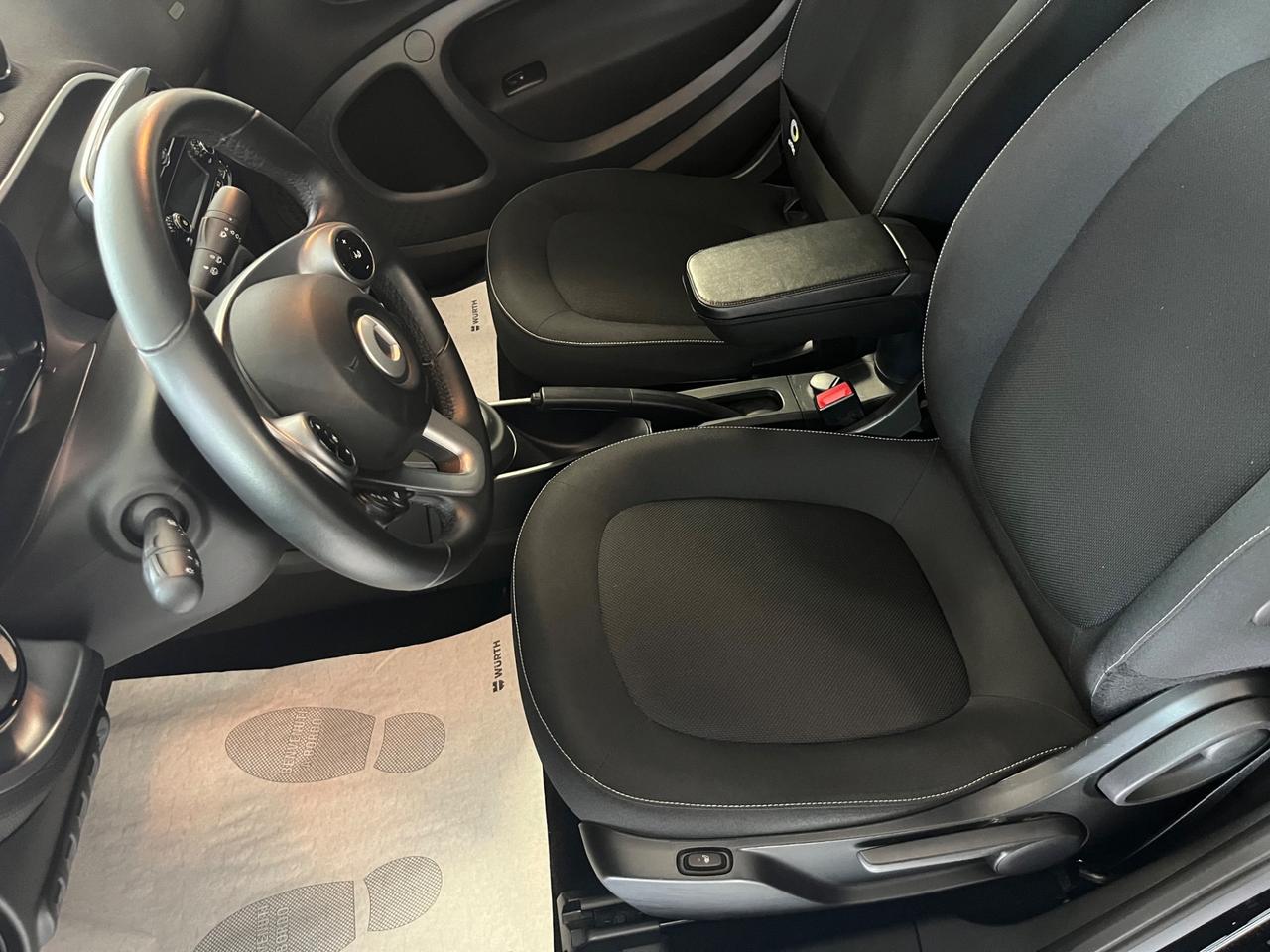 Smart ForTwo 70 1.0 twin. cabrio BRABUS Style