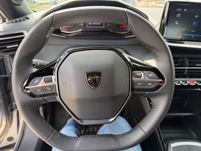 Peugeot 2008 PureTech 100 S&S Style