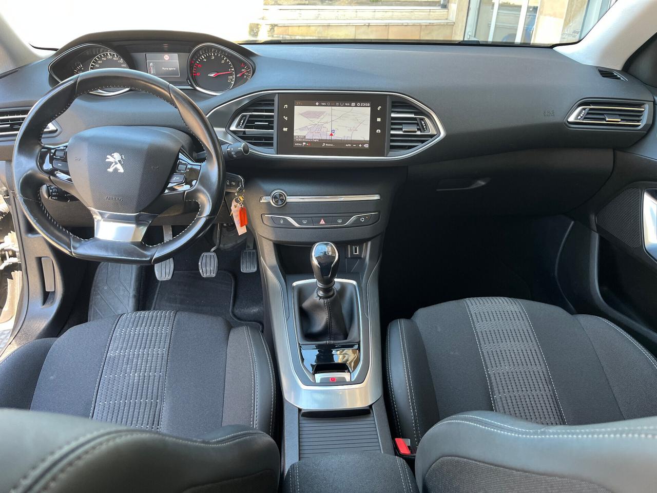 Peugeot 308 BlueHDi 130 S&S SW Allure