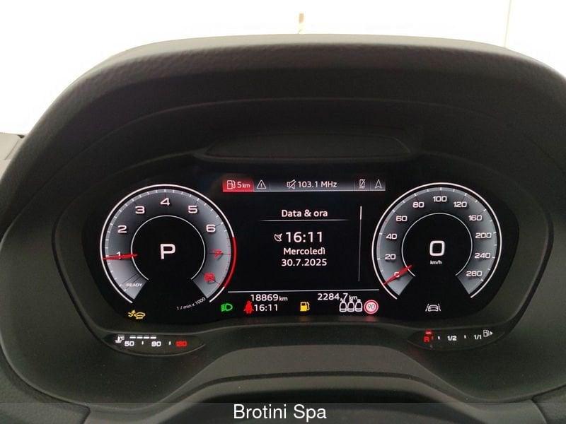 Audi Q2 Q2 35 TFSI Identity Black