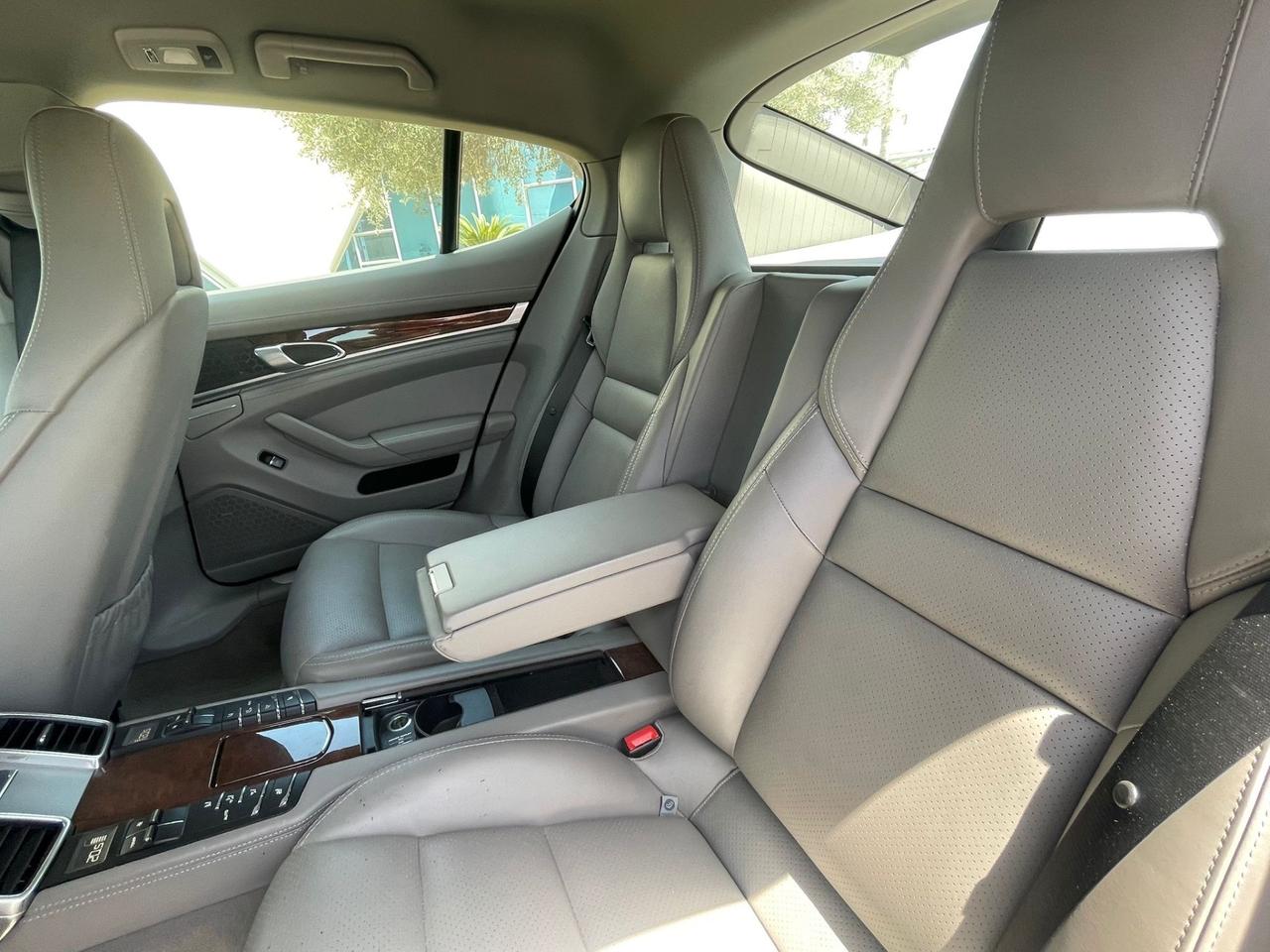 Porsche Panamera 3.6 4